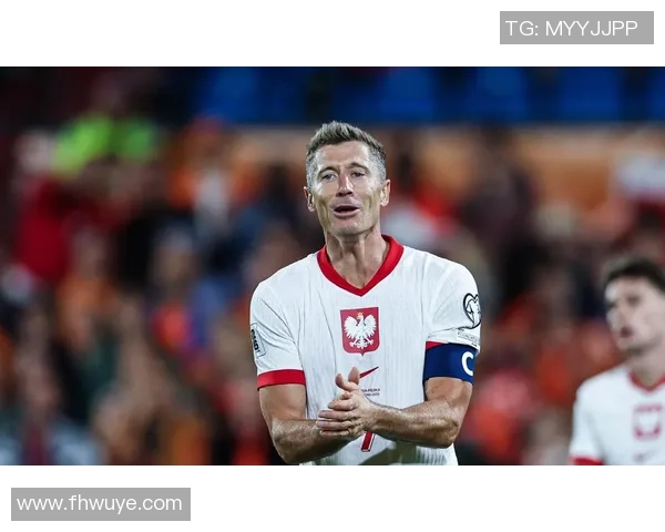 波兰足球二号球星是谁 他在球队中的作用与影响力解析